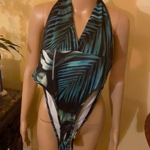 Women’s swimwear with XL Coverup And XL BS